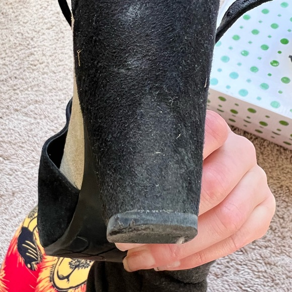 Earthies Veria Black Suede Size 8 Peep Toe heels - Picture 4 of 5